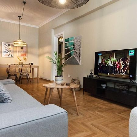 Pagrati Urban Oasis Getaway 2Bd Apt With Balcony Athens Luaran gambar