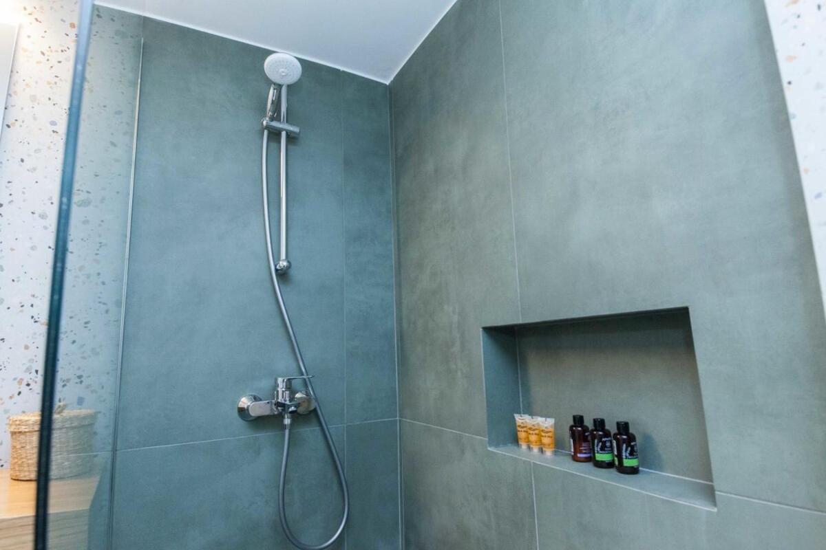 Pagrati Urban Oasis Getaway 2Bd Apt With Balcony Athens Luaran gambar