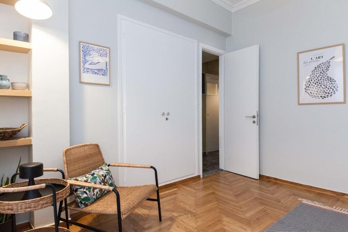 Pagrati Urban Oasis Getaway 2Bd Apt With Balcony Athens Luaran gambar