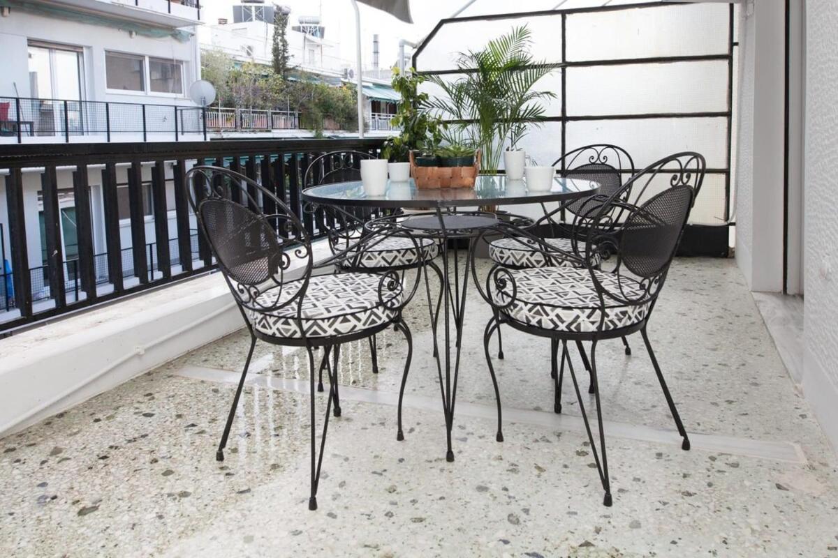 Pagrati Urban Oasis Getaway 2Bd Apt With Balcony Athens Luaran gambar